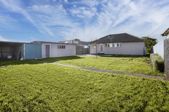 13 Wycola Avenue Hei Hei_2