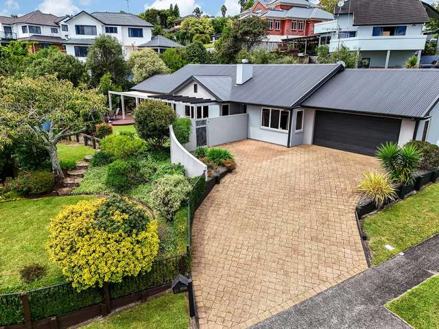 Stunning 4 Bed Family Haven in Western Heights