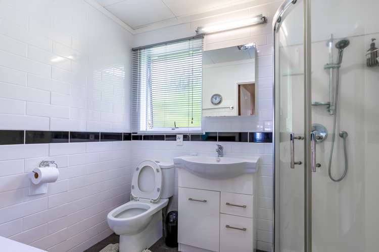 112 Awaroa Road Sunnyvale_17