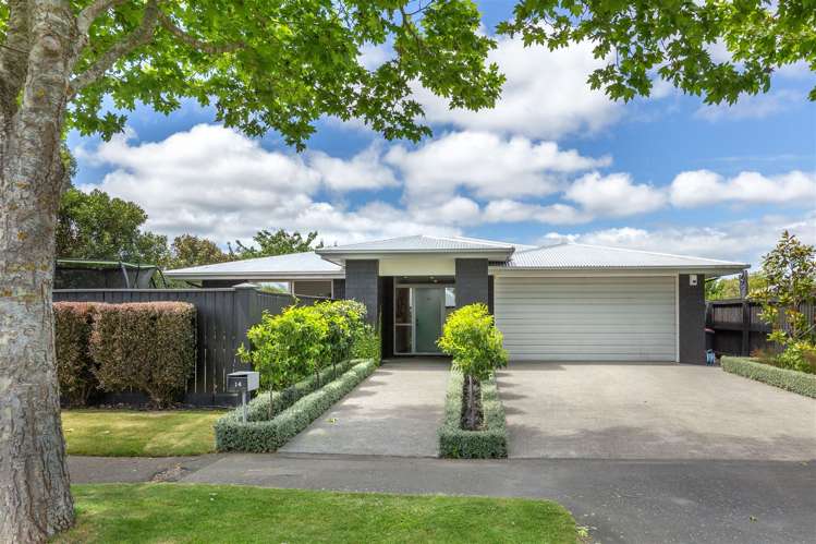 14 Riverwood Boulevard Redwood_0