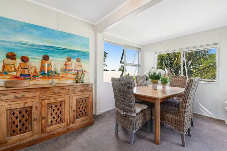 6 Karaka Street Helensville_8