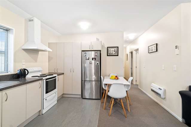 4/10 Collins Street Addington_1