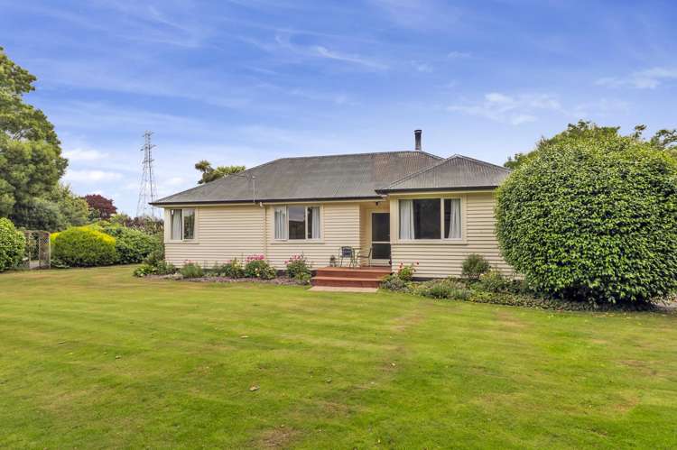 1437 Selwyn Lake Road_5