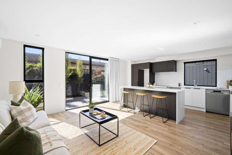 2/42 Dickens Street Addington_2