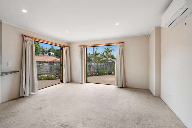 12 Red Hibiscus Road Stanmore Bay_9