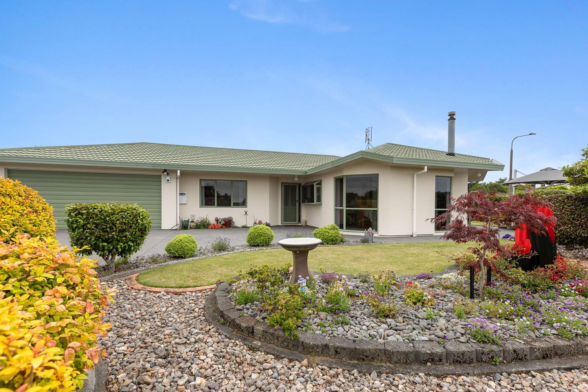 36 Tiverton Crescent Whalers Gate New Plymouth Houses for Sale