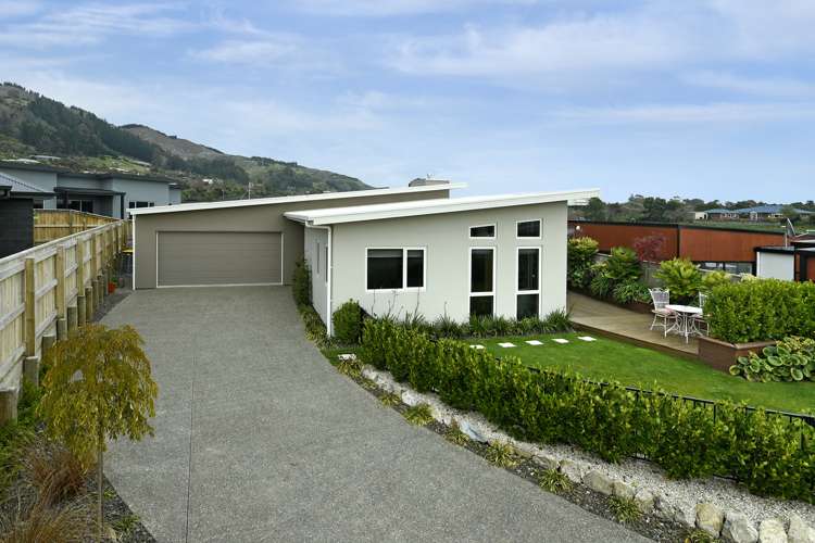 68 Fairose Drive Richmond_18