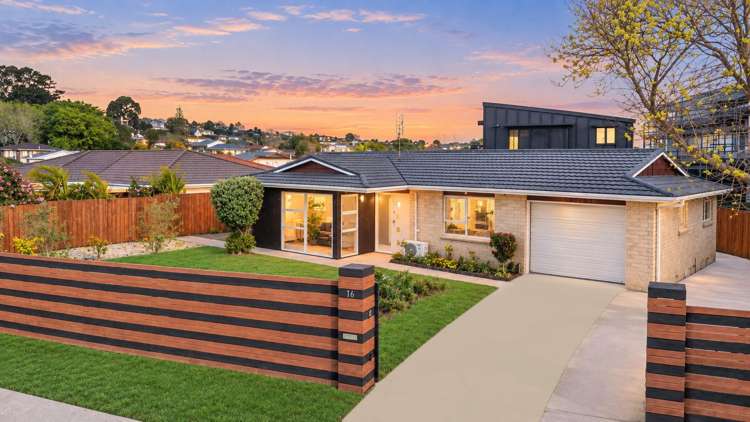 16 & 16A Maugham Drive Bucklands Beach_39
