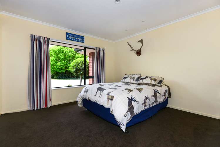 1495 Telegraph Road Darfield_14