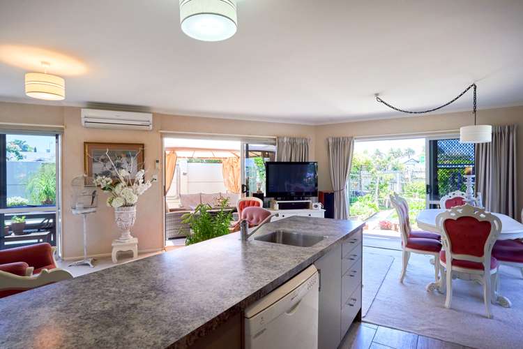 48 Georges Drive Napier South_7