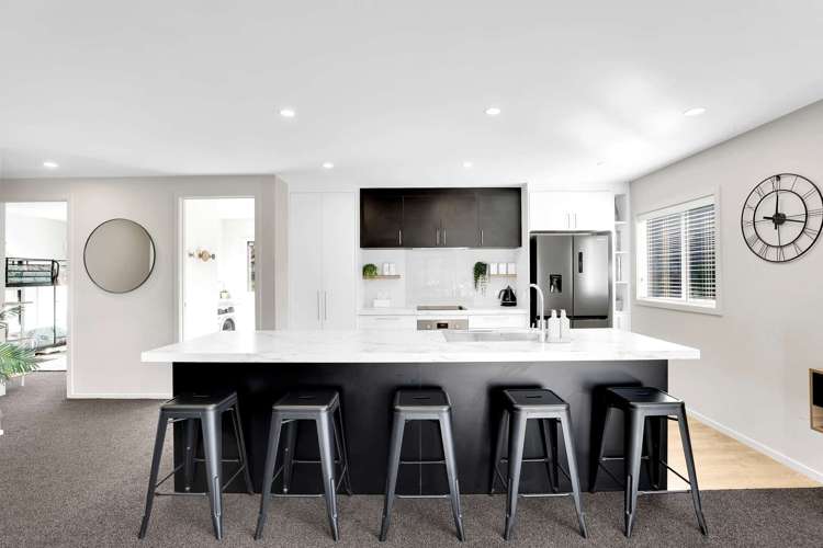 71 Stratford Drive_5