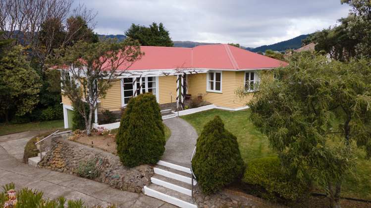 1 Tainui Terrace Tawa_18