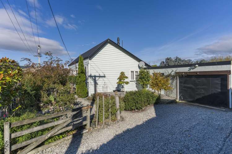 7 Moore Street Milton_19