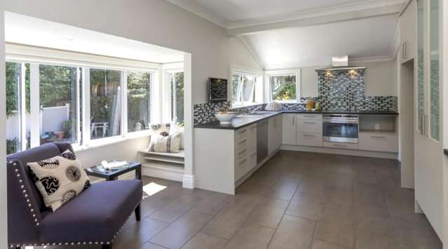 144 Paritai Drive Orakei_3