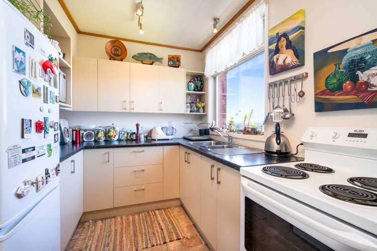 3 Aytoun Street Shiel Hill_11