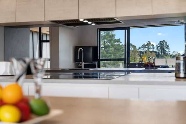 23 Sarona Park Drive Omanawa_4