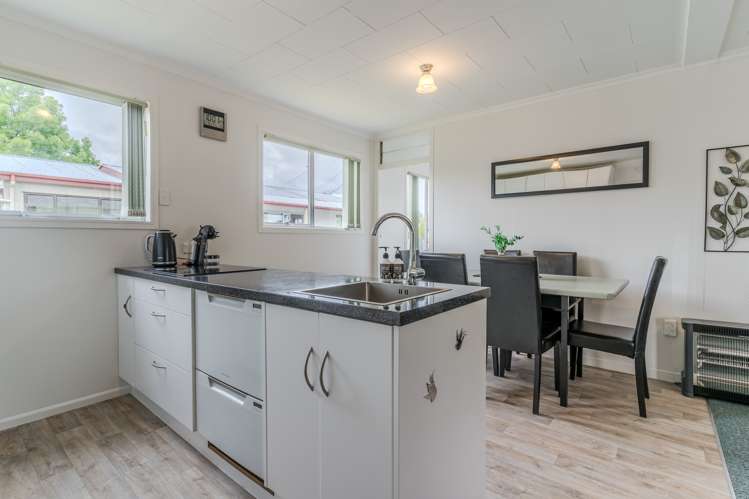 15 Macaulay Place Twizel_6