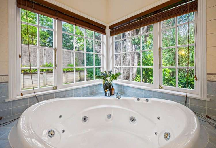 20B Golf Road 1662_14