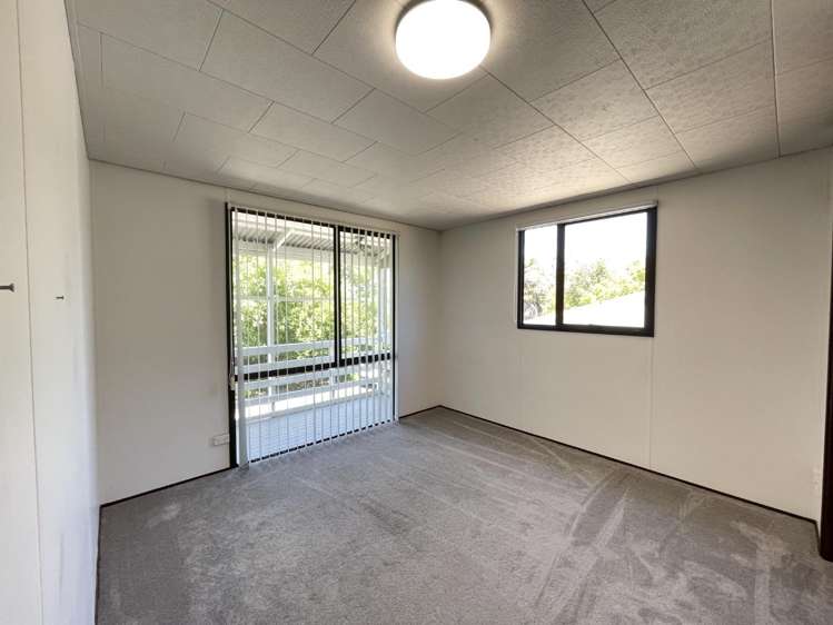 300 State Highway 16 Kumeu_20