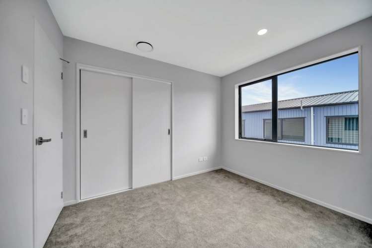3 Alluvial Street Flat Bush_21