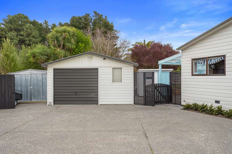 176 Kings Road Leithfield_13