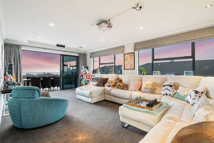 9 Dorchester Place Orewa_1