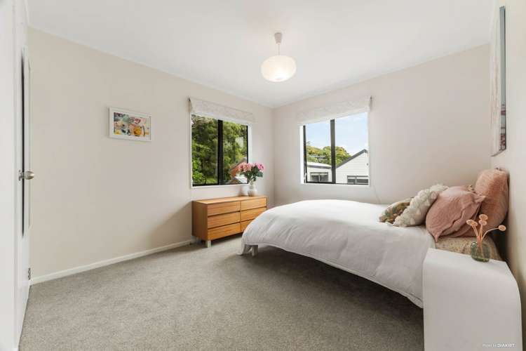 19/61A Birkdale Road Birkdale_7