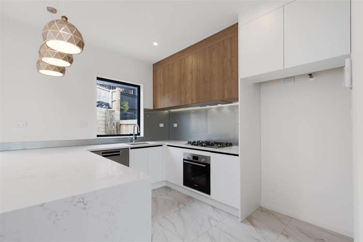 8a Ringi Lane Orewa_21