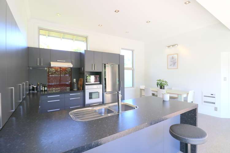 75 Grey Street Gladstone_12