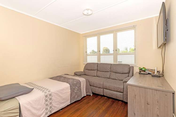 35 Monkhouse Street Tolaga Bay_7