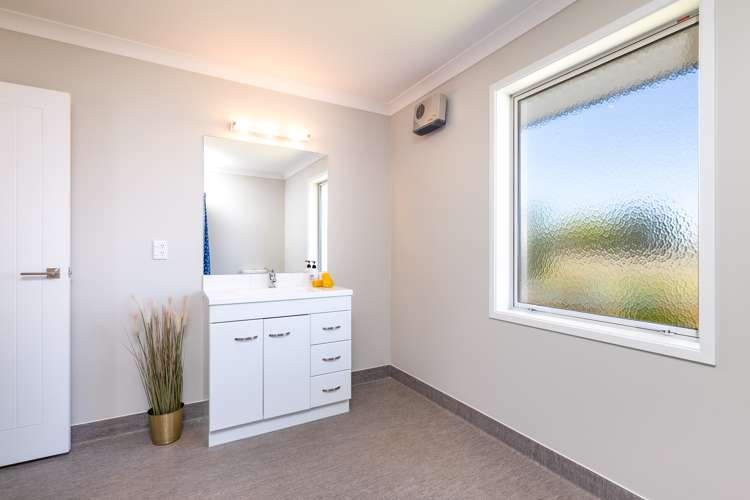 20 Portchester Street Aranui_8