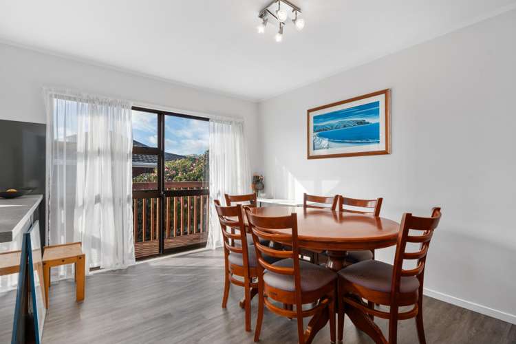 6 Wantwood Grove Churton Park_10