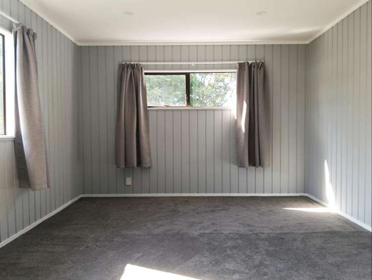 2/31 Gill Avenue Te Atatu Peninsula_24