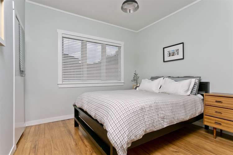 2/98 Eversleigh Road Belmont_11