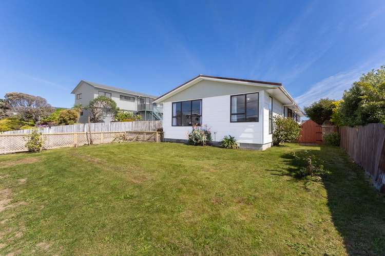 11 Atua Street Waikanae Beach_4