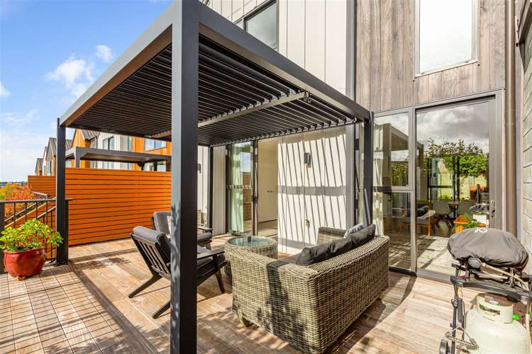 63 Bonair Crescent Silverdale_16