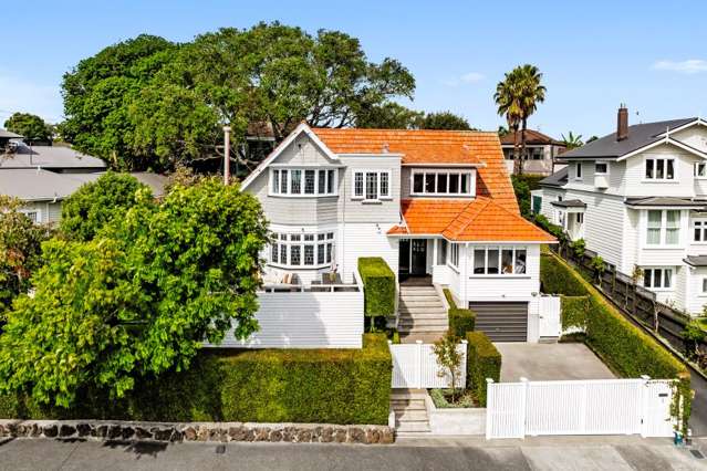 Grand Remuera property seeks new family