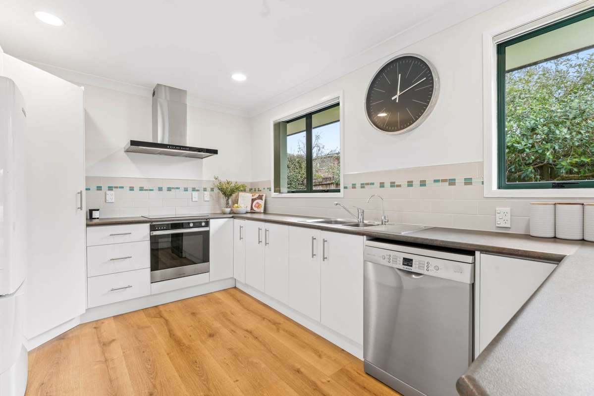 12 Wentworth Park_5