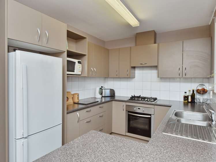 10 Davidson Crescent Hornby_7