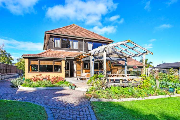 8 Lemonwood Place The Gardens_10