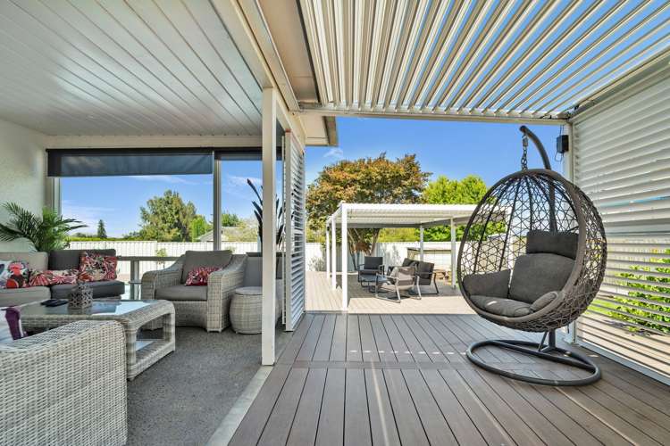 915 Harding Road Camberley_20