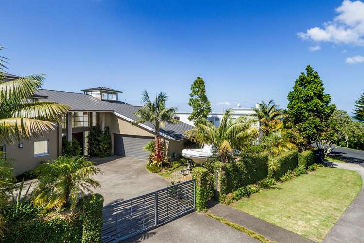 7 Rahopara Street Castor Bay_17