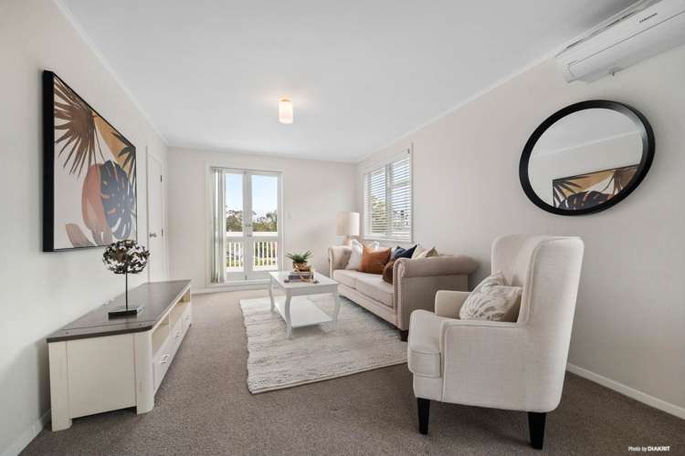 2 Marie Crescent Te Atatu South_8