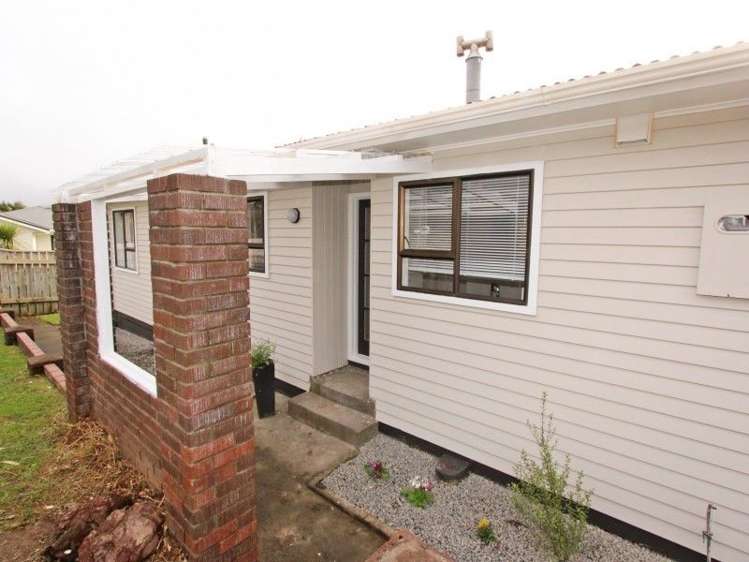 14 Driver Crescent Cannons Creek_14