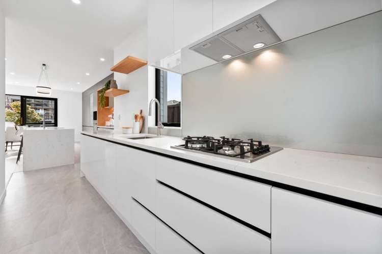 2 Kakau Lane Flat Bush_8