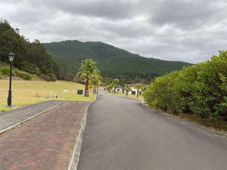 68 Pinehurst Drive Pauanui_10