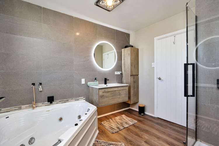 27 Oak Grove Ashburton_25