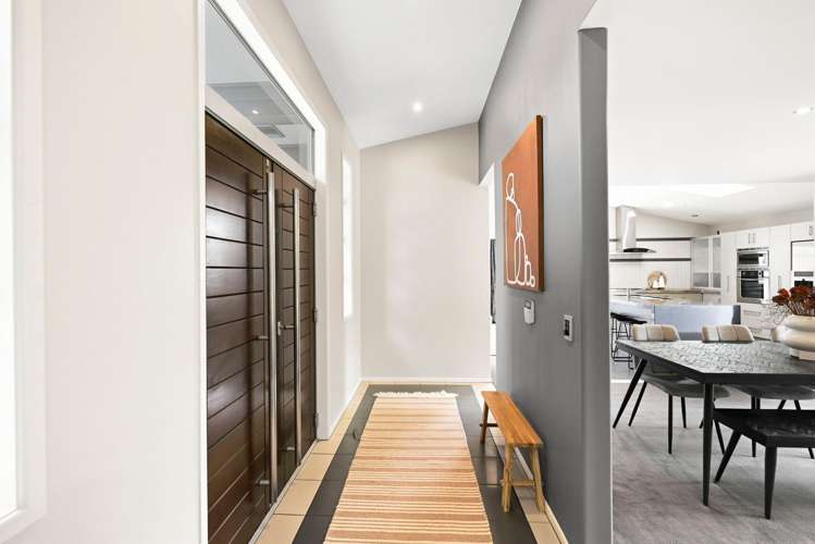 87 Huntington Drive Huntington_7