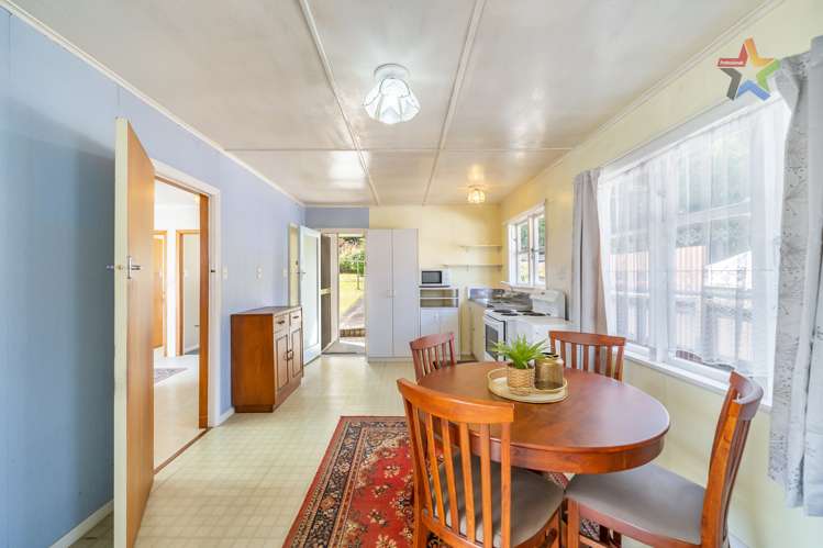 72 Glen Road Stokes Valley_9