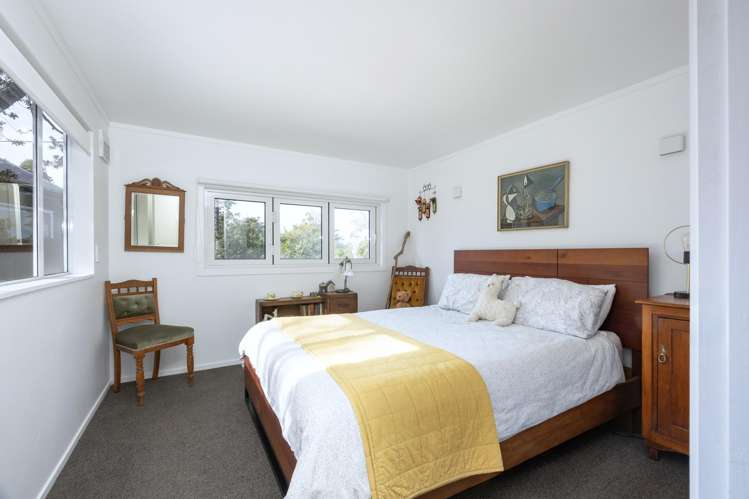 156 Piha Road Piha_29